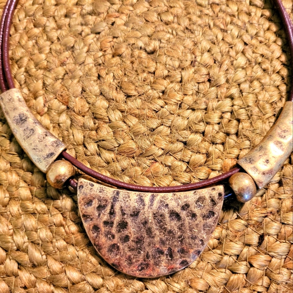 Premier Design necklace - Picture 2 of 2